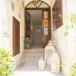 Bellapais 58 Luxury فندق 3*