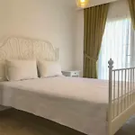Bellapais 58 Luxury Hotel Çeşme