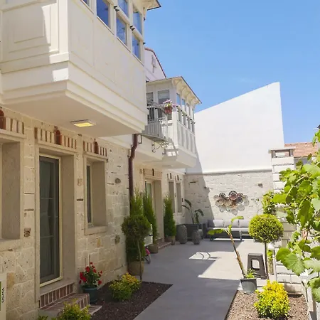 Bellapais 58 Luxury Отель Кешме