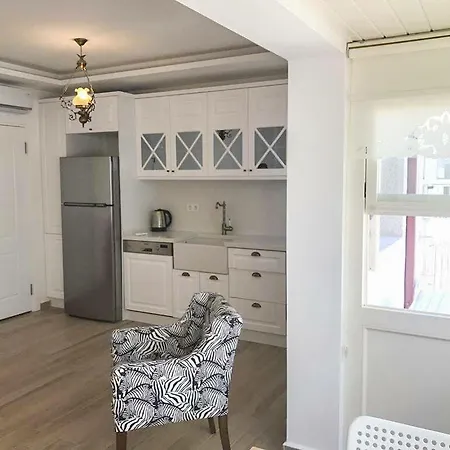 Bellapais 58 Luxury 3* Кешме