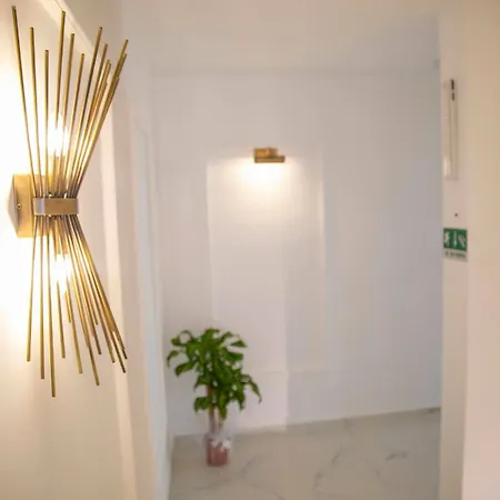 Bellapais 58 Luxury Hotel 3*