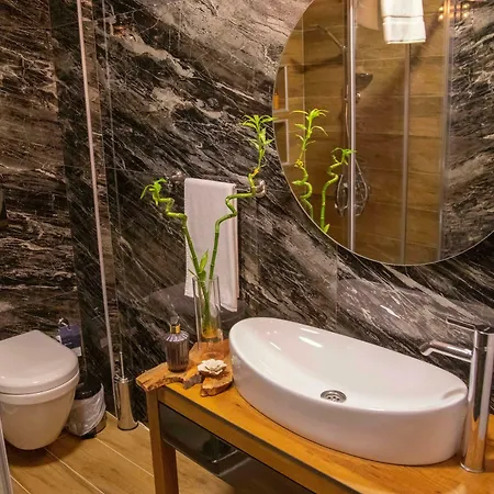 Bellapais 58 Luxury Кешме