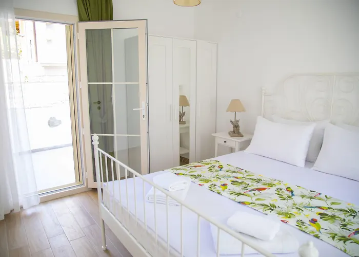 מלון Bellapais 58 Luxury 3*